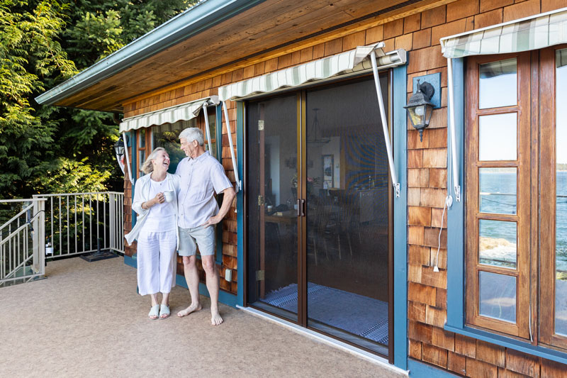 French Retractable Screen