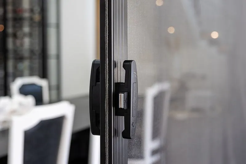 retractable screen door handle