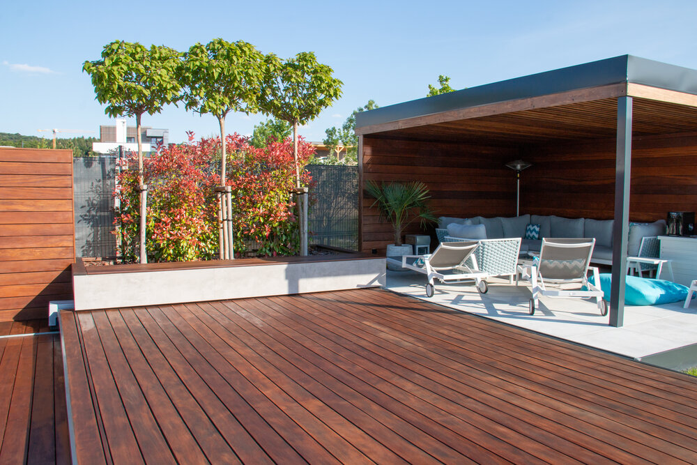 Pergola vs. Gazebo: What’s The Difference and Which is Better?